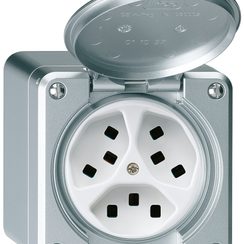 Prise AP Hager robusto, 3×T23, avec clapet Q, aluminium